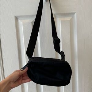 lululemon Black Crossbody Bag / Fanny pack